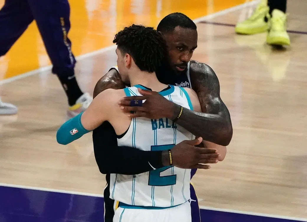 Lakers ruin LaMelo Ball’s homecoming with Hornets